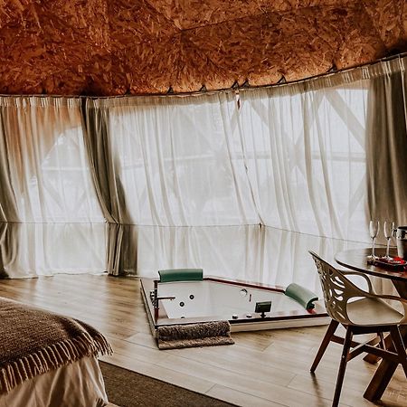 Natura Glamping Alcongosta Exterior photo