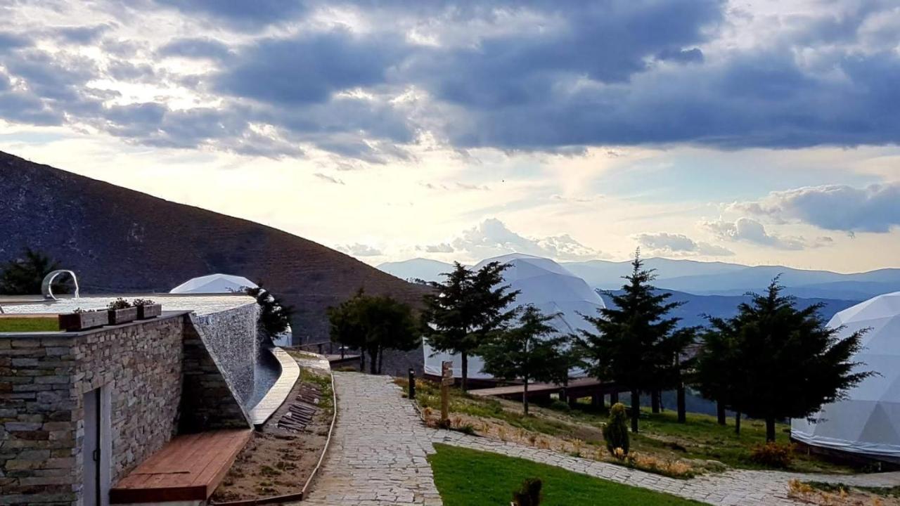 Natura Glamping Alcongosta Exterior photo