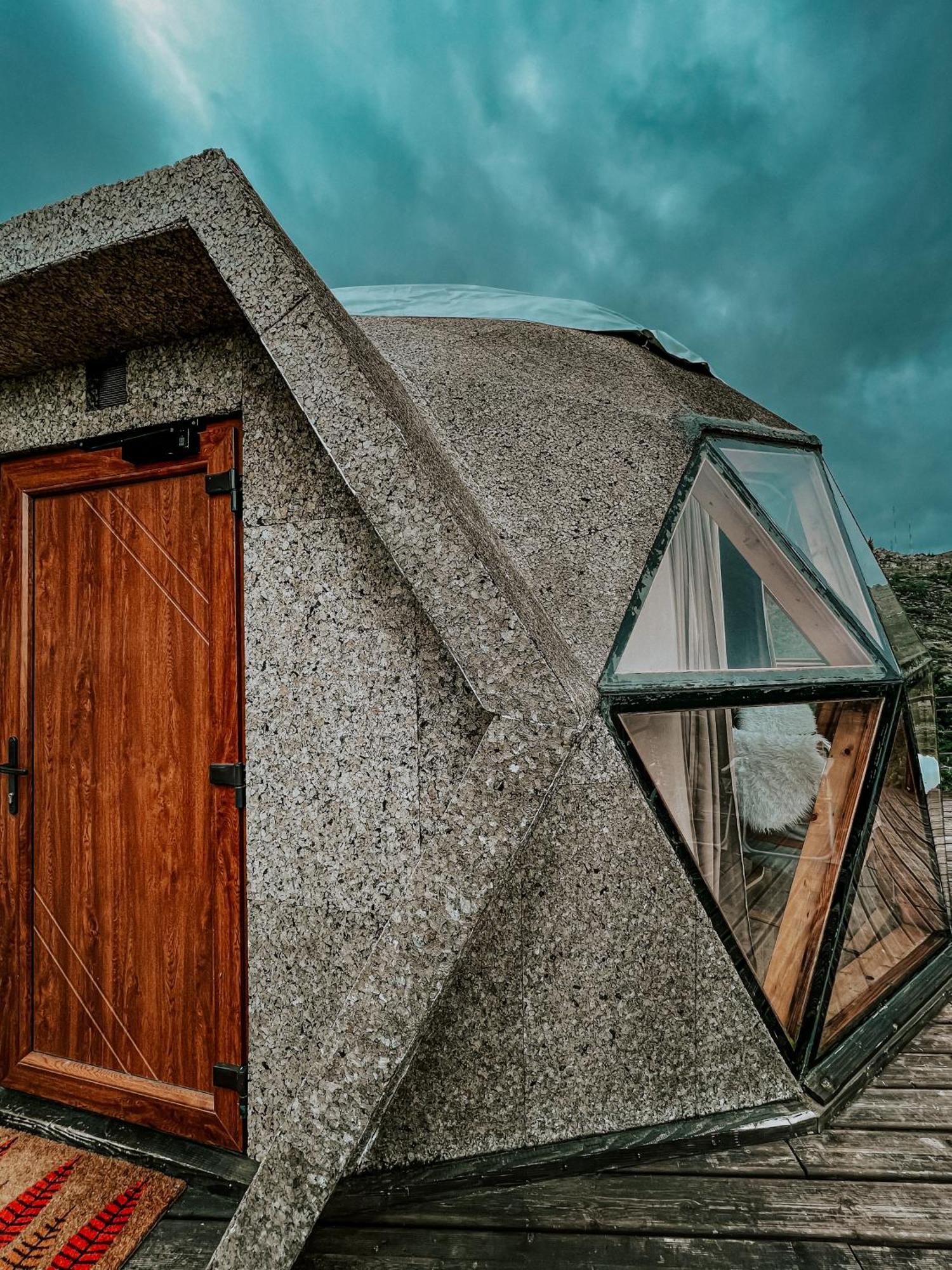 Natura Glamping Alcongosta Exterior photo
