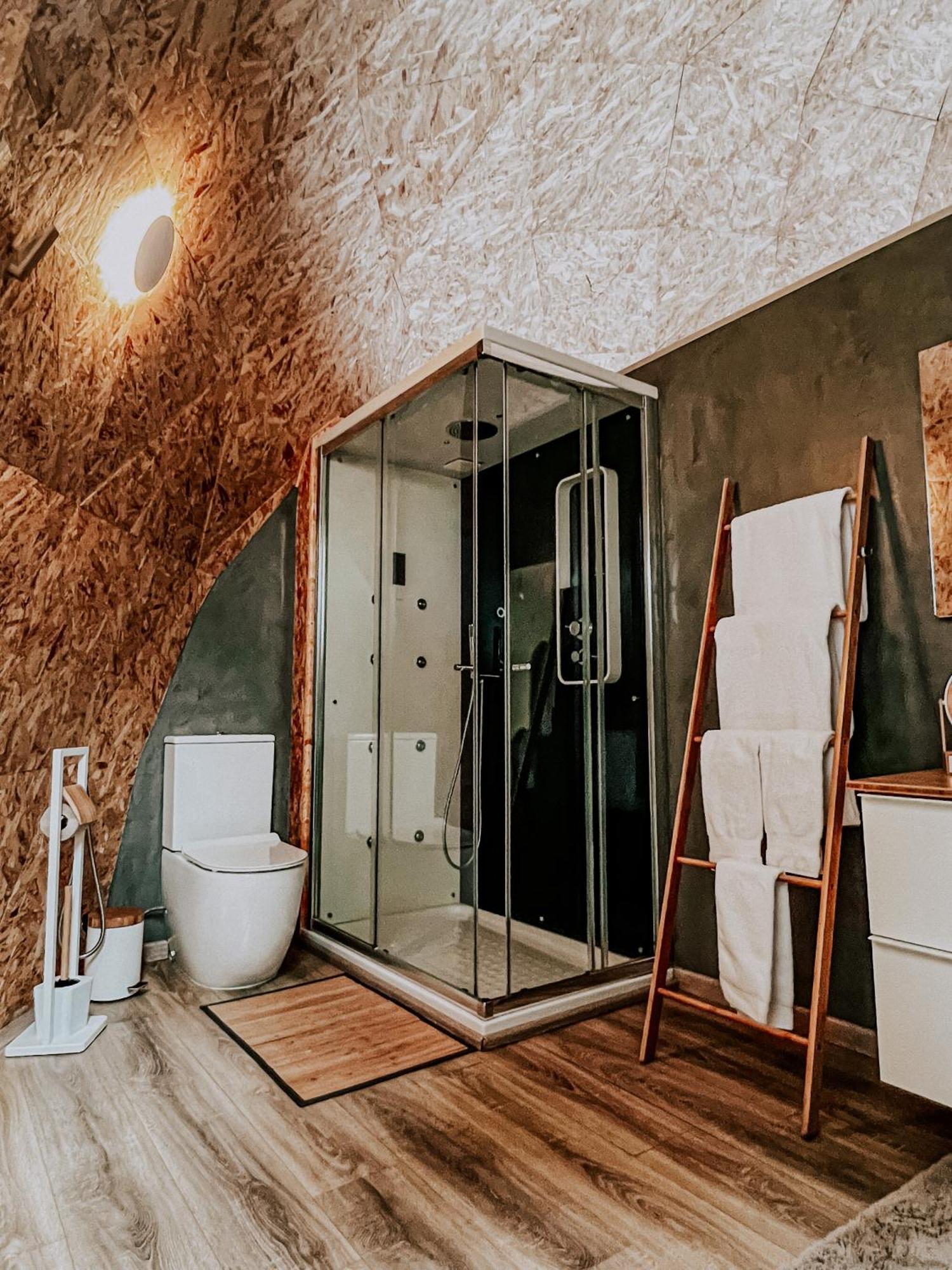 Natura Glamping Alcongosta Exterior photo