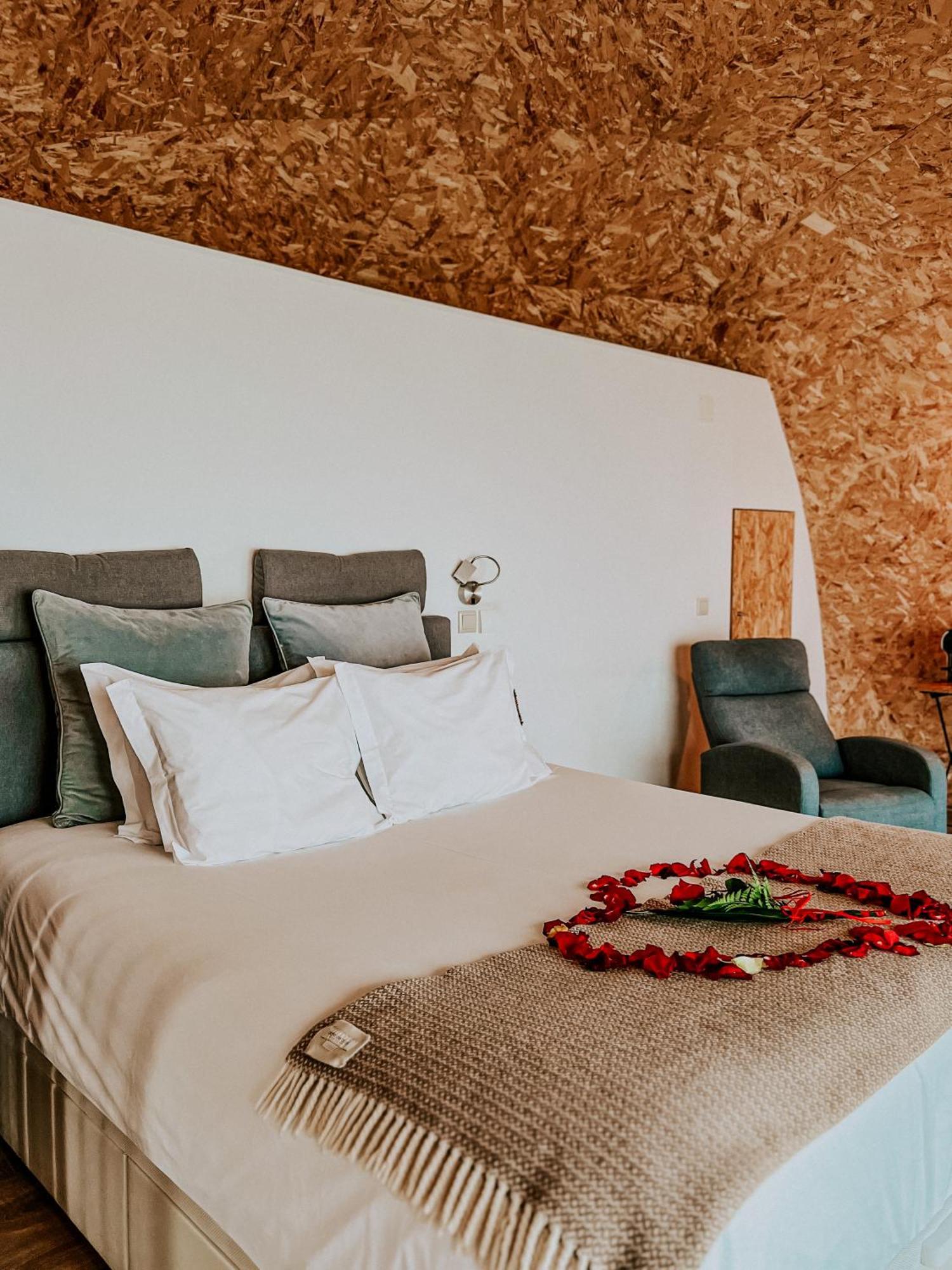 Natura Glamping Alcongosta Exterior photo