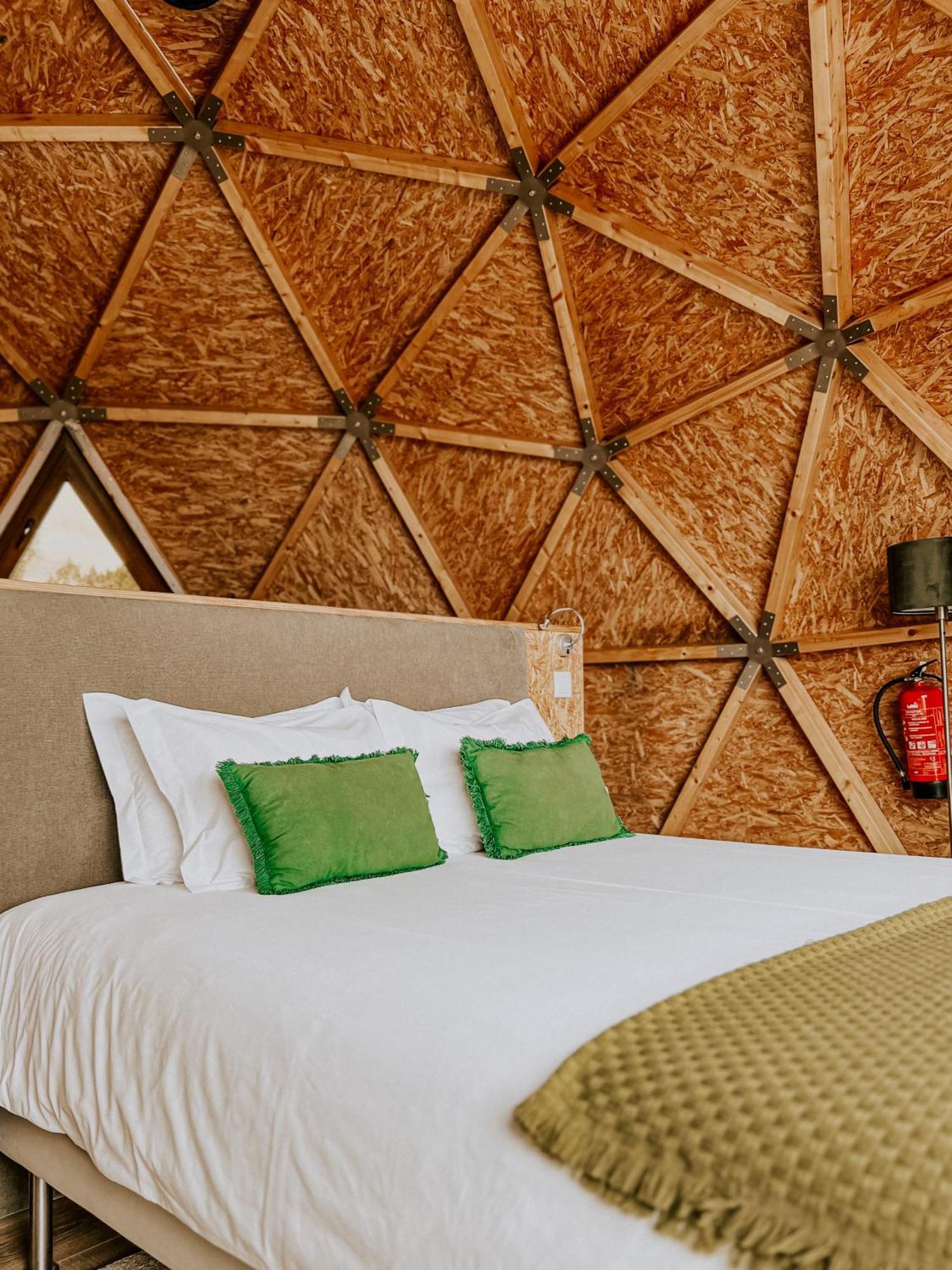 Natura Glamping Alcongosta Exterior photo
