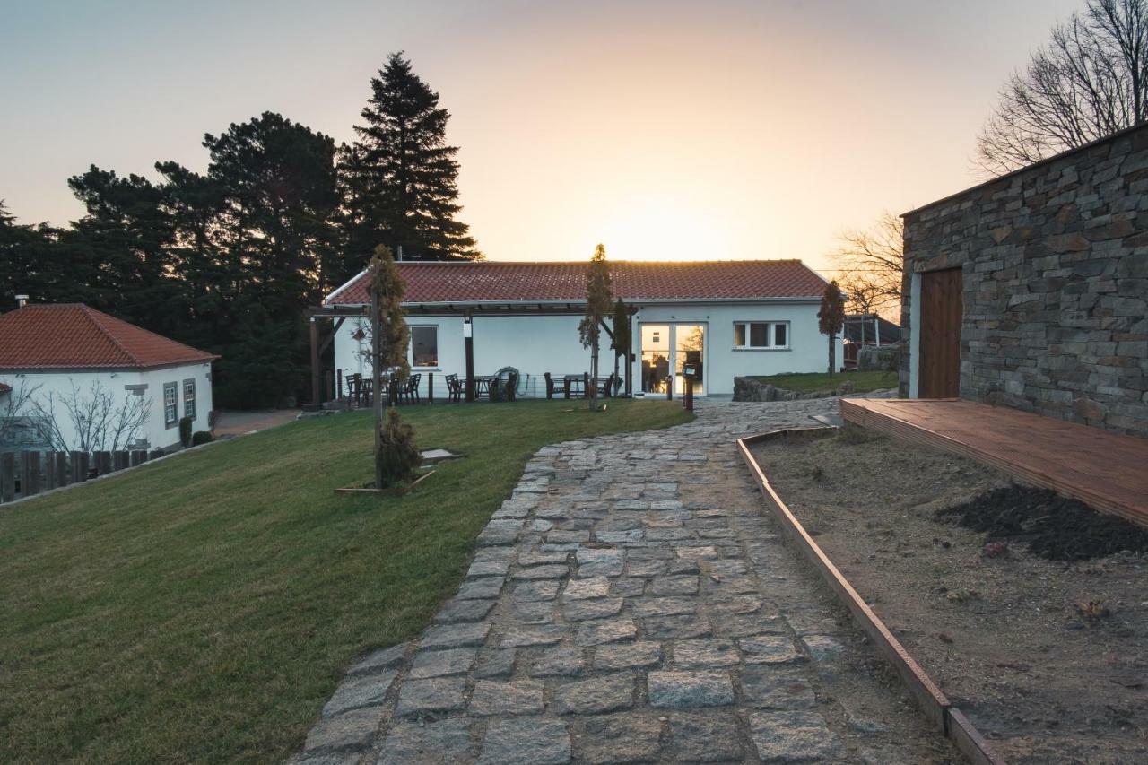 Natura Glamping Alcongosta Exterior photo